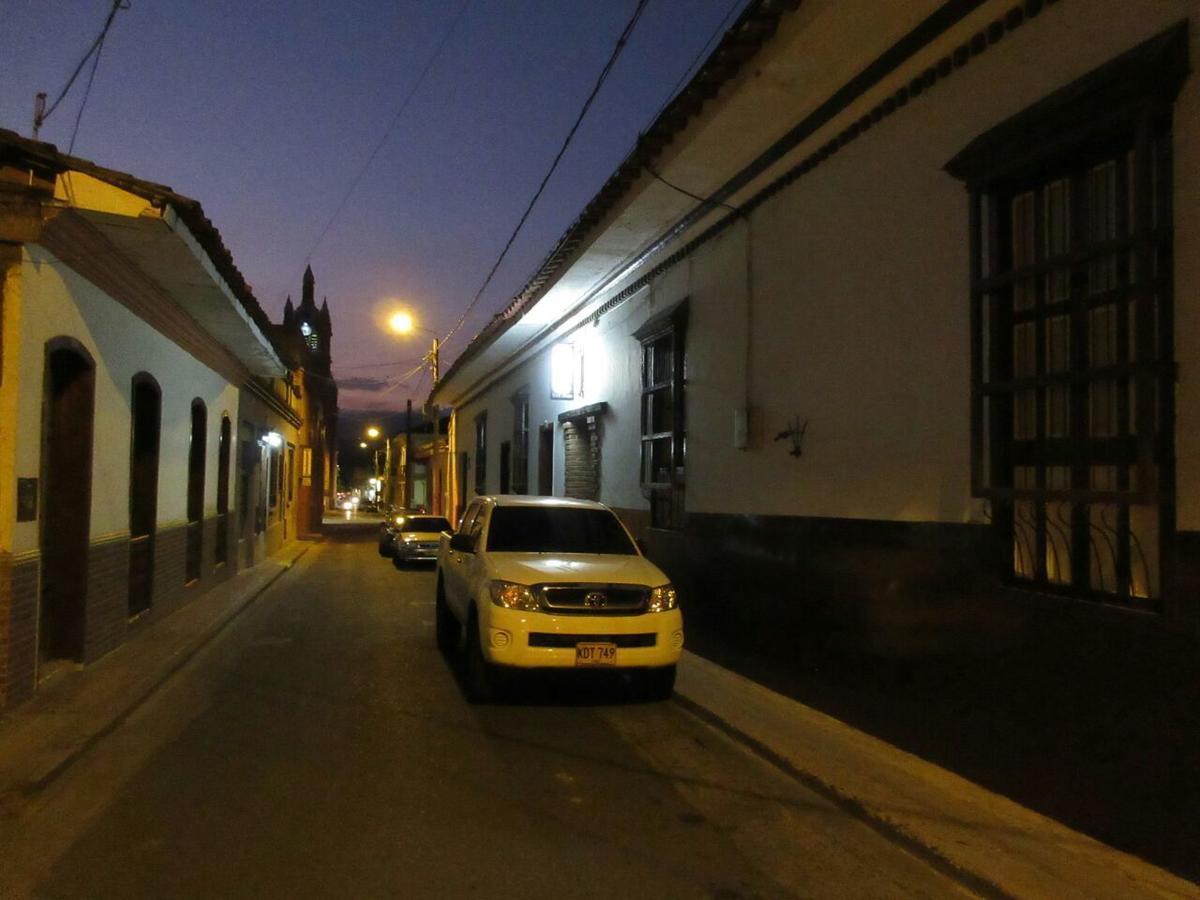 Hotel Don Juan Buga Bagian luar foto